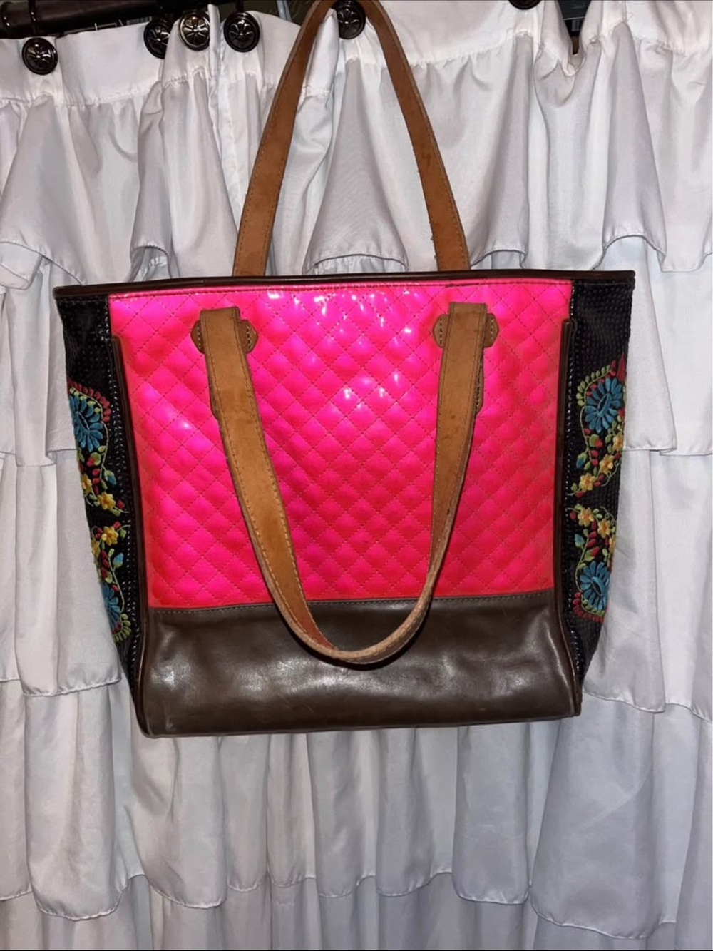 Consuela Classic Tote - Picture 1 of 7
